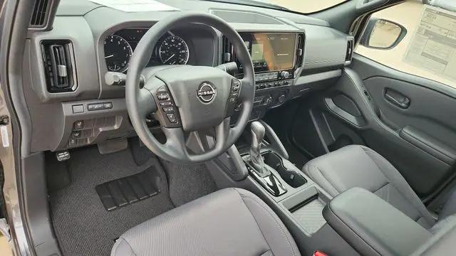 2026 Nissan Frontier Crew Cab Long Bed SV 4x2