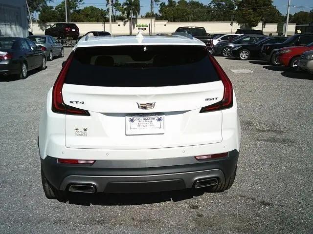 2021 Cadillac XT4 FWD Premium Luxury