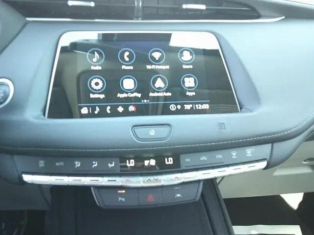2021 Cadillac XT4 FWD Premium Luxury