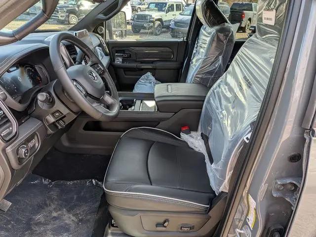 2026 Ram 3500 Limited Mega Cab 4x4 6'4" Box