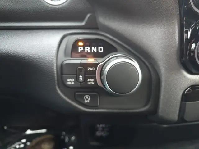 2026 Ram 1500 Tradesman Quad Cab 4x4 6'4" Box