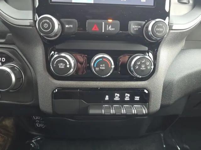 2026 Ram 1500 Tradesman Quad Cab 4x4 6'4" Box