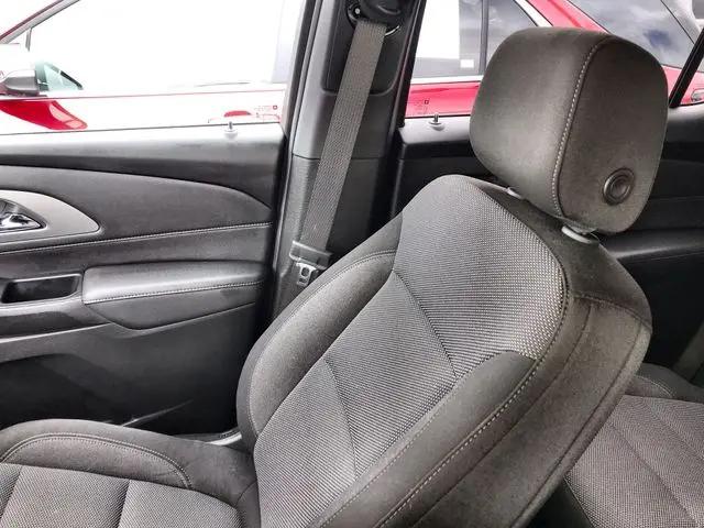 2023 Chevrolet Traverse AWD LT Cloth