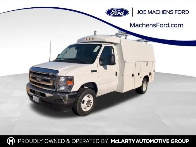 2026 Ford E-350 Cutaway E-Series Cutaway for sale in Columbia, MO