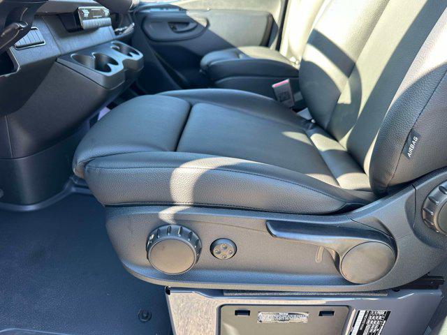 2025 Mercedes-Benz Sprinter 2500 High Roof 4-Cyl Diesel HO