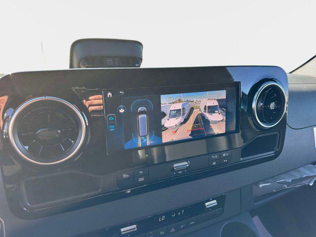 2025 Mercedes-Benz Sprinter 2500 High Roof 4-Cyl Diesel HO