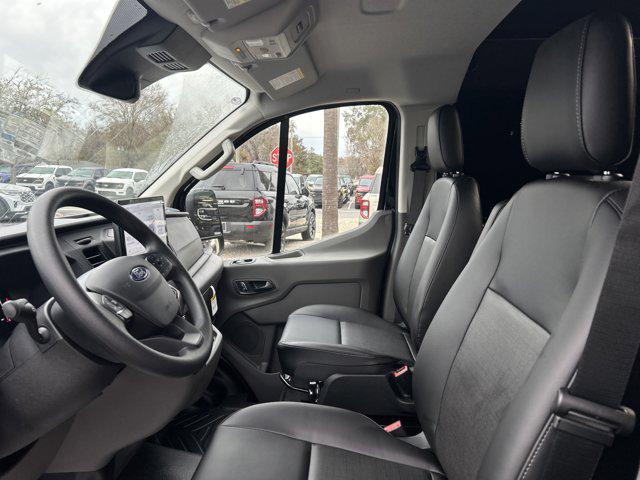 2026 Ford Transit T-150 148" Low Rf 8800 GVWR RWD