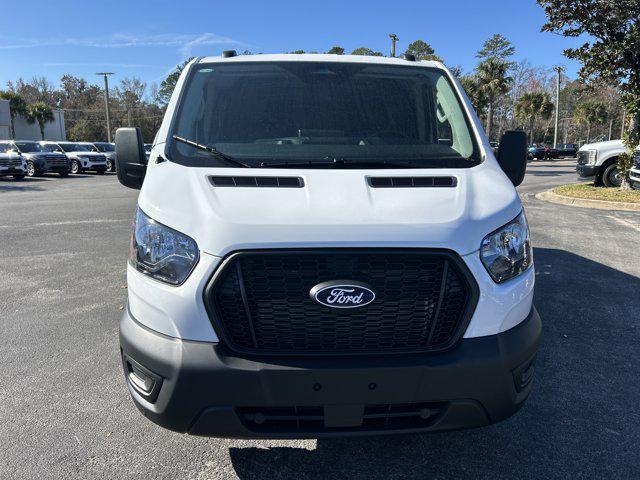 2026 Ford Transit T-150 148" Low Rf 8800 GVWR RWD