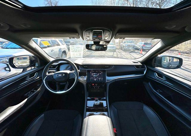 2023 Jeep Grand Cherokee Altitude 4x4