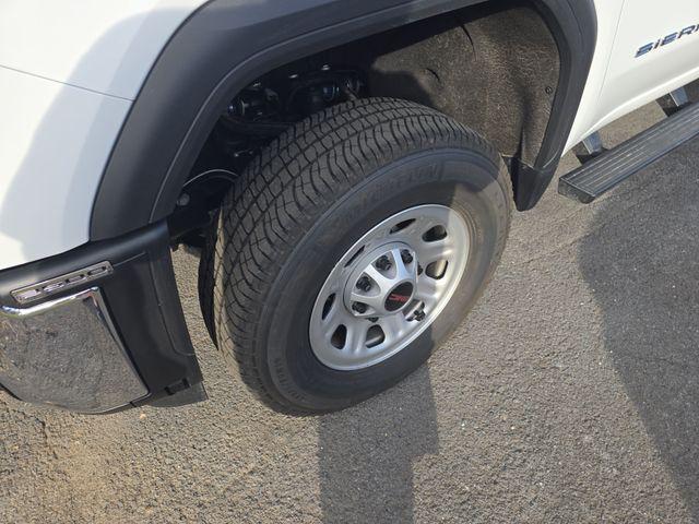 2026 GMC Sierra 3500HD Crew Cab, Long Bed, Pro Dual Rear Wheel, 4WD