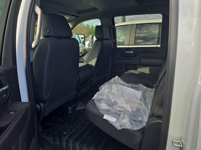 2026 GMC Sierra 3500HD Crew Cab, Long Bed, Pro Dual Rear Wheel, 4WD