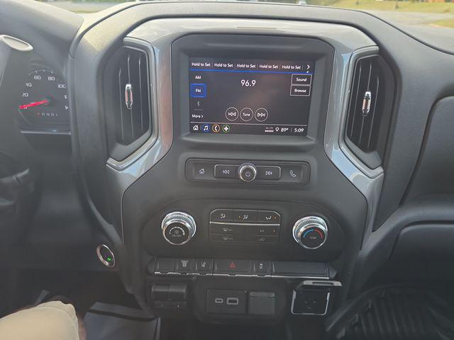 2026 GMC Sierra 3500HD Crew Cab, Long Bed, Pro Dual Rear Wheel, 4WD