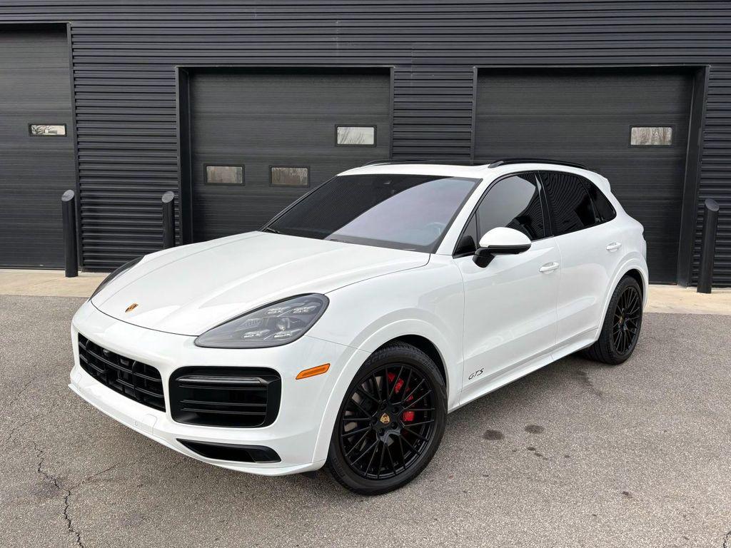 /2023 Porsche Cayenne