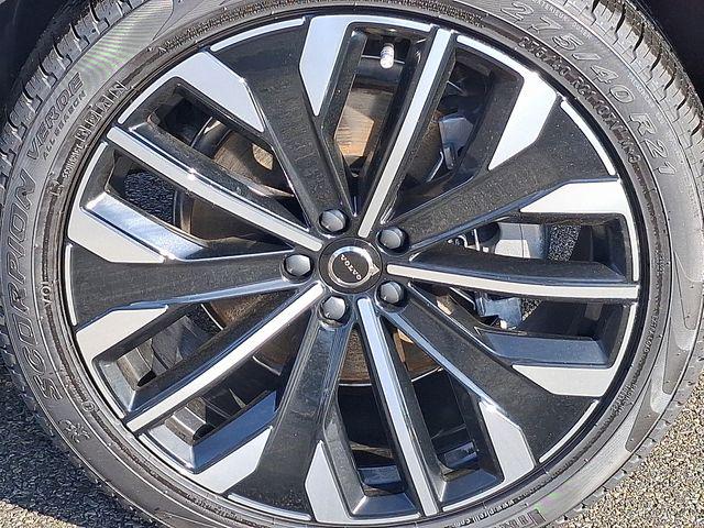 2026 Volvo XC90 Plus, B6 AWD Gas (mild hybrid), Gasoline, Bright, 7 Seats