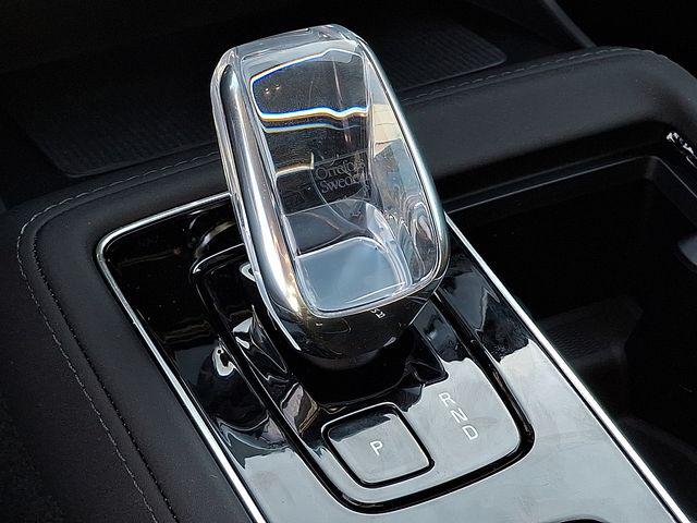 2026 Volvo XC90 Plus, B6 AWD Gas (mild hybrid), Gasoline, Bright, 7 Seats
