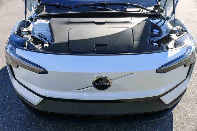 2026 Volvo EX30 Plus Twin Motor Performance, Fully electric