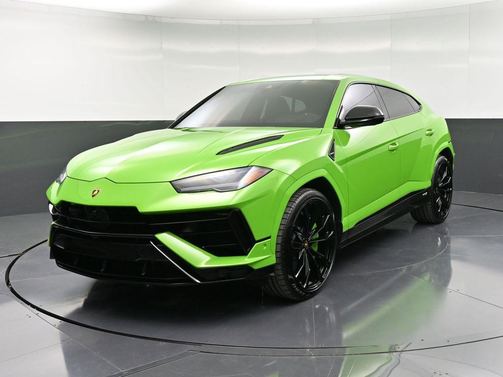 /2024 Lamborghini Urus