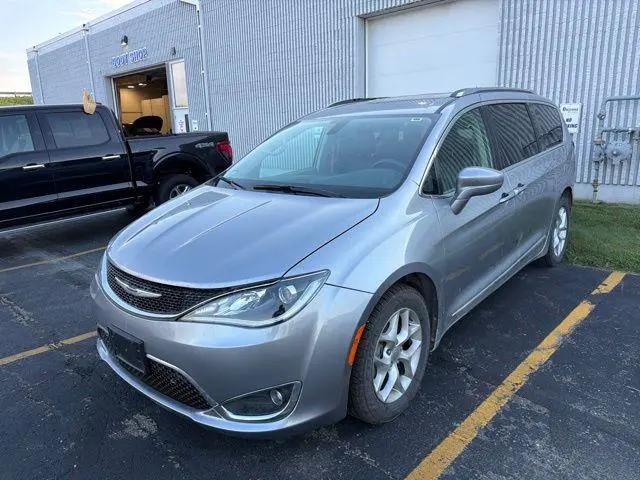 2020 Chrysler Pacifica Touring L Plus for sale in Owatonna, MN