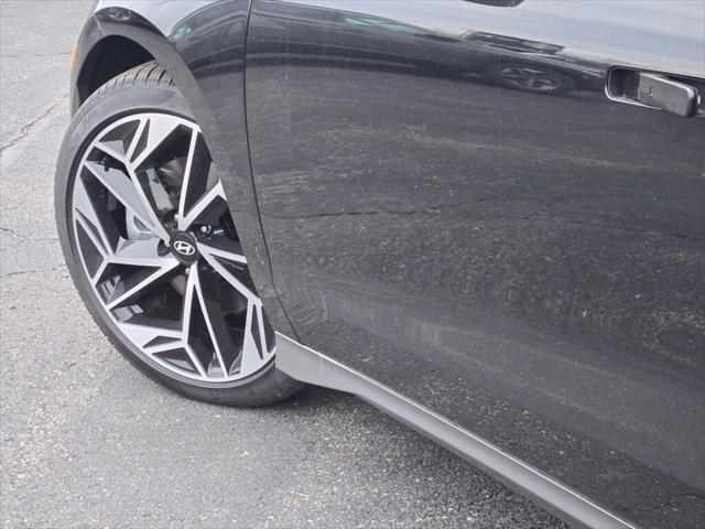 2025 Hyundai IONIQ 6 SEL