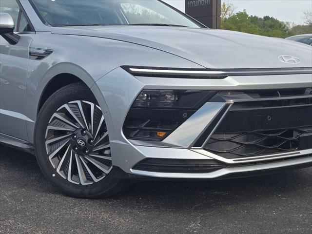 2025 Hyundai Sonata Hybrid Limited