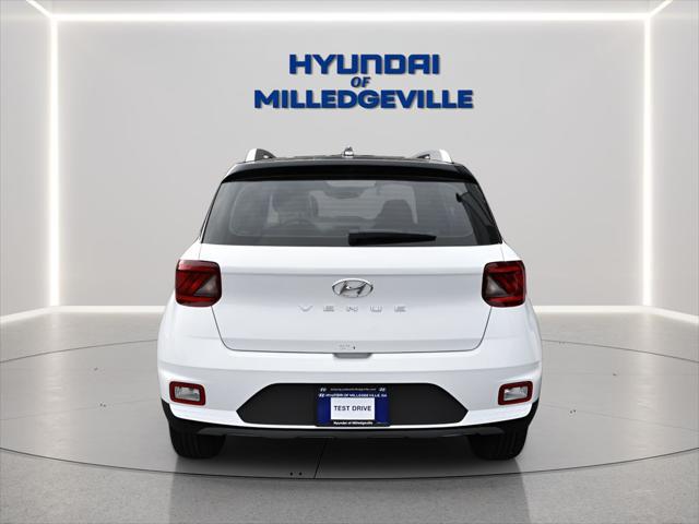 2026 Hyundai Venue SEL w/Two-Tone Roof