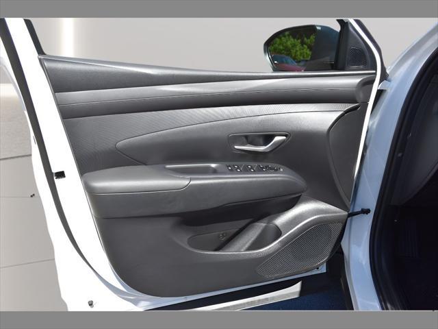 2025 Hyundai Santa Cruz SE