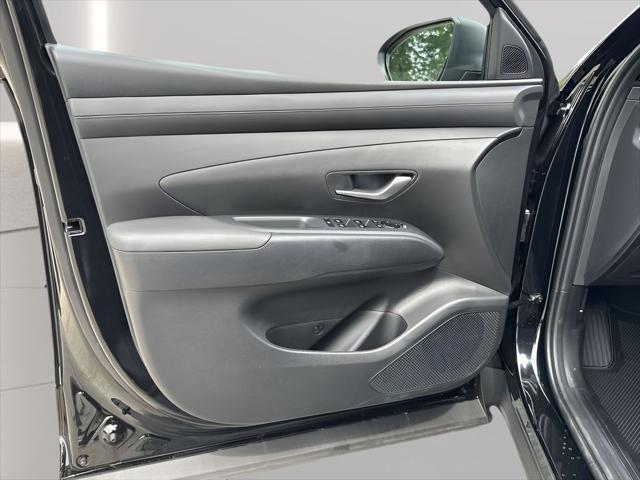 2025 Hyundai Santa Cruz SE