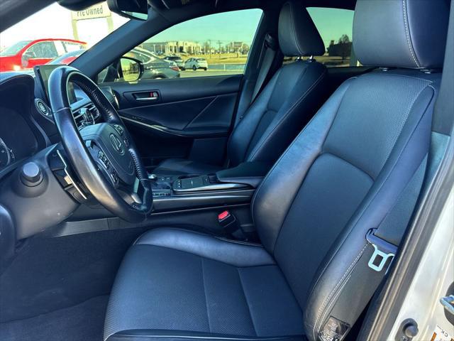 2021 Lexus IS 300 300