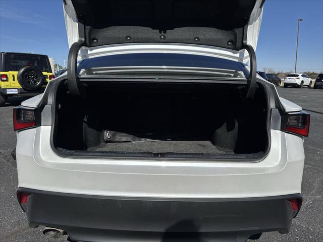 2021 Lexus IS 300 300