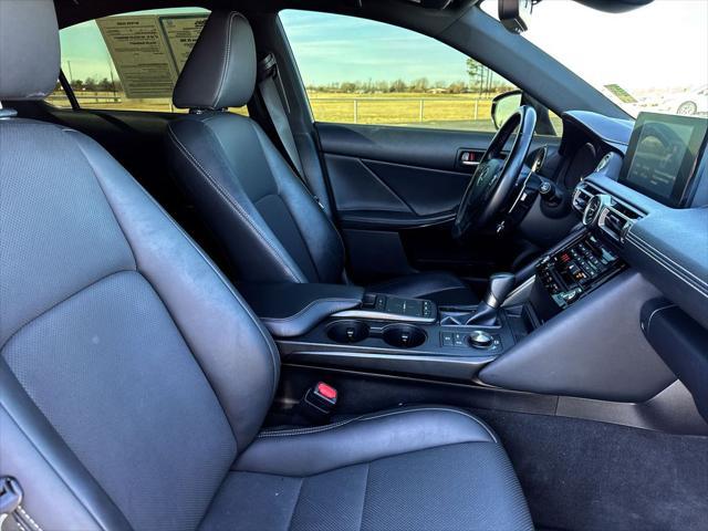 2021 Lexus IS 300 300