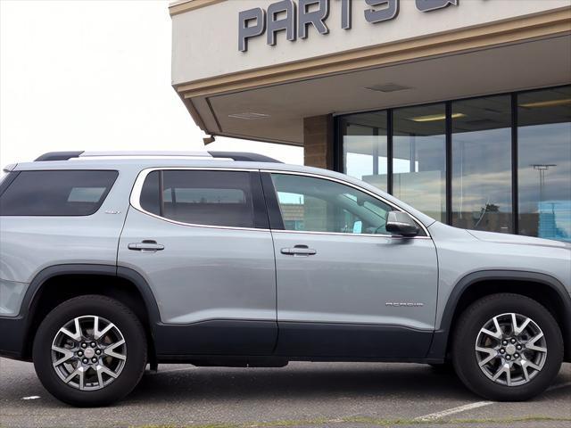 2023 GMC Acadia SLT