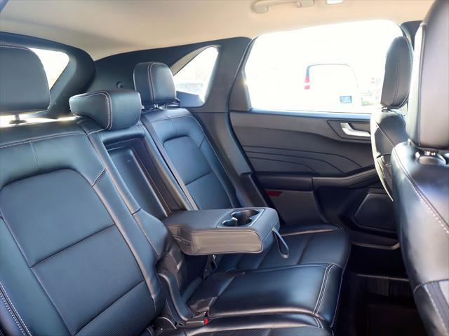 2025 Ford Escape Platinum