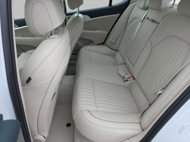 2026 Genesis G70 2.5T RWD Prestige