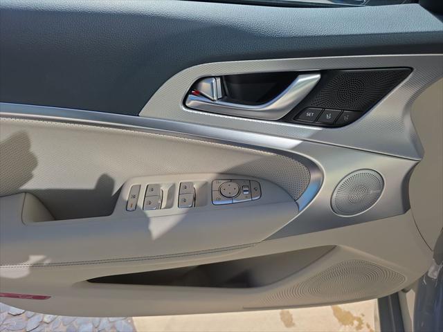 2026 Genesis G70 2.5T AWD Prestige