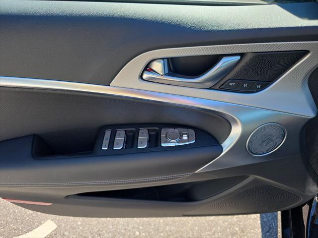 2026 Genesis G70 2.5T RWD Prestige