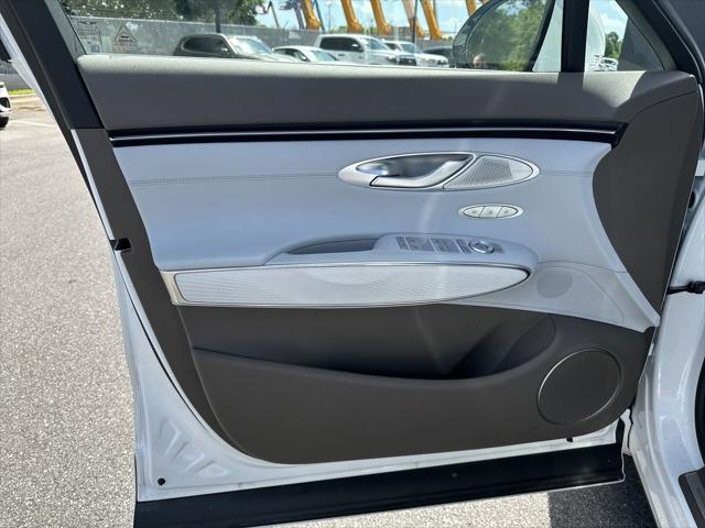 2026 Genesis GV70 2.5T Advanced