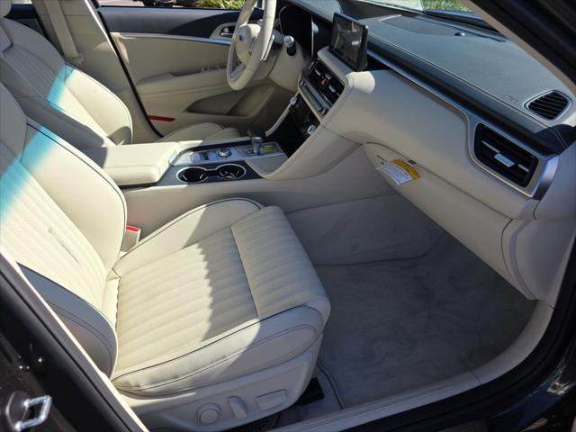 2026 Genesis G70 2.5T RWD Prestige