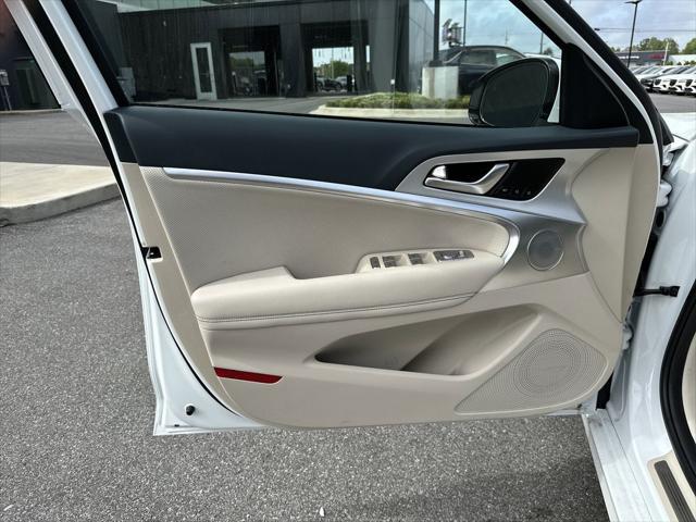2026 Genesis G70 2.5T RWD Prestige