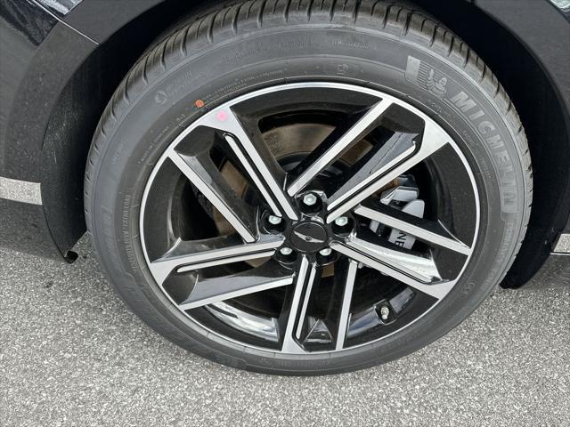2026 Genesis G80 2.5T Advanced AWD
