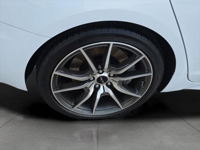 2026 Genesis G70 2.5T RWD Prestige
