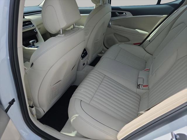 2026 Genesis G70 2.5T RWD Prestige
