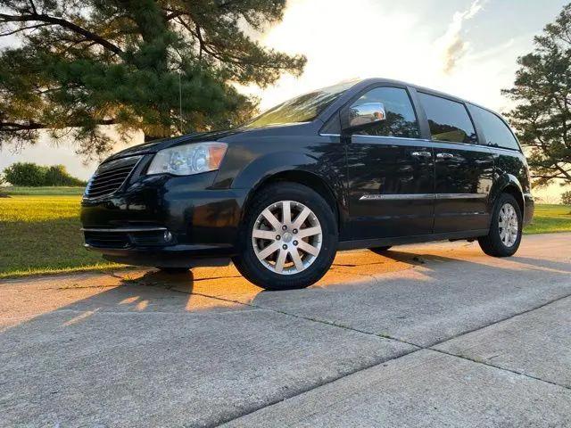 2012 Chrysler Town & Country Touring-L for sale in McAlester, OK