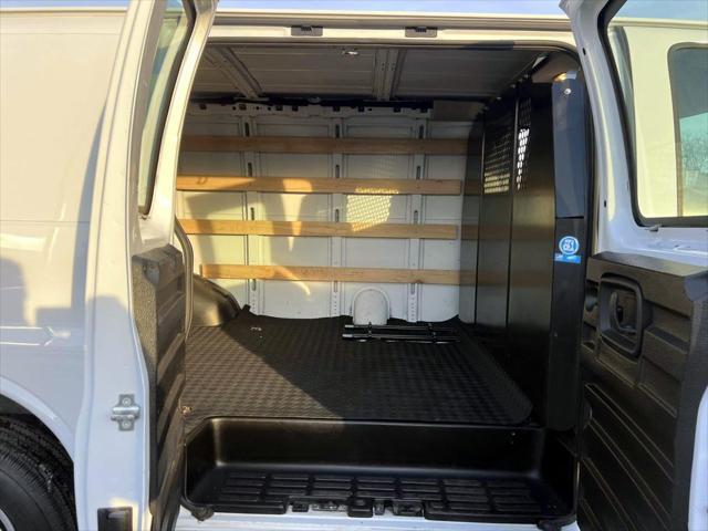 2024 Chevrolet Express Cargo Van RWD 2500 Regular Wheelbase WT