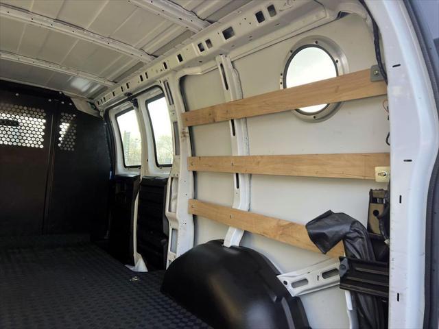 2024 Chevrolet Express Cargo Van RWD 2500 Regular Wheelbase WT