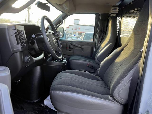 2024 Chevrolet Express Cargo Van RWD 2500 Regular Wheelbase WT