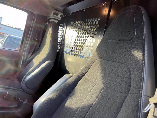 2024 Chevrolet Express Cargo Van RWD 2500 Regular Wheelbase WT