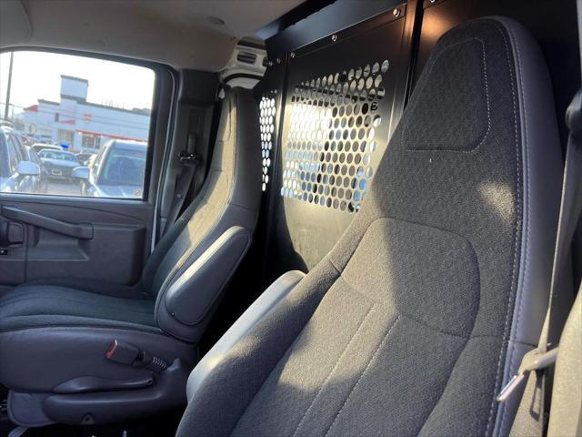 2024 Chevrolet Express Cargo Van RWD 2500 Regular Wheelbase WT