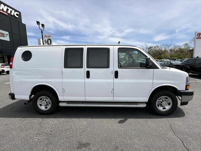 2024 Chevrolet Express Cargo Van RWD 2500 Regular Wheelbase WT