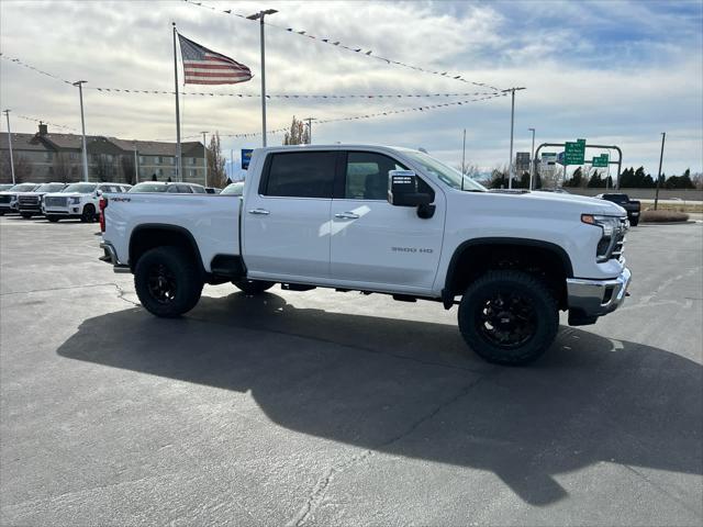 2026 Chevrolet Silverado 3500HD Crew Cab, Standard Bed, LTZ, 4WD