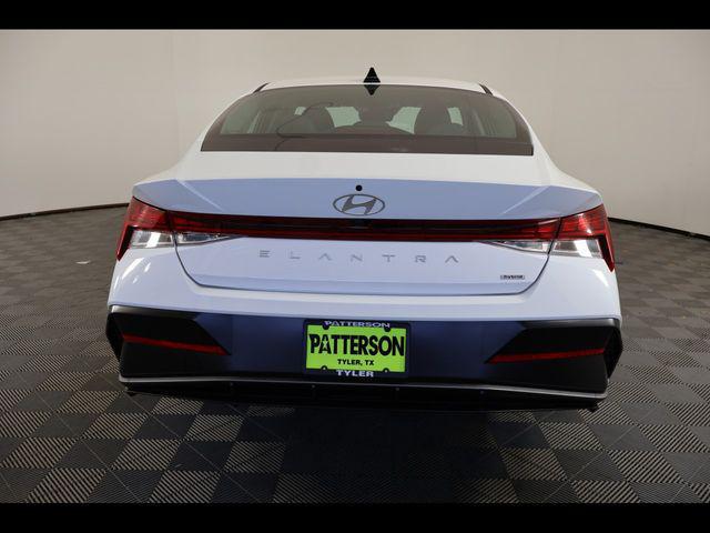 2026 Hyundai Elantra Hybrid Limited